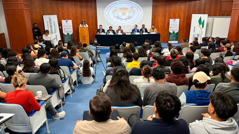 FINABIEN acerca herramientas de inversión seguras a la comunidad universitaria 