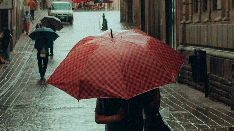 Pronostican lluvias intensas y calor extremo este sábado 