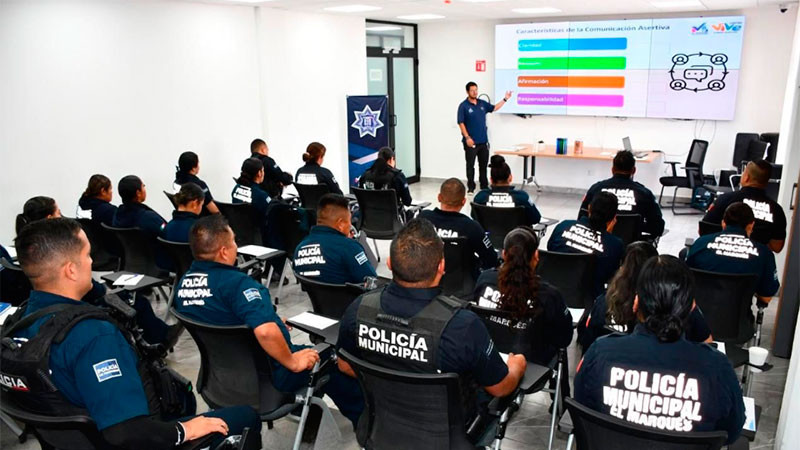 Fortalecen salud mental y comunicación asertiva de elementos policiales de El Marqués, Querétaro 