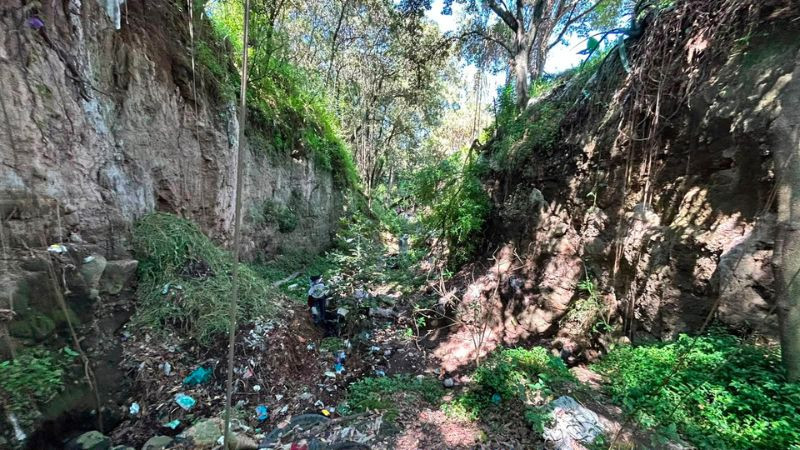 Retiran más de 12 toneladas de residuos de la Barranca Aquixtla, en Tlaxcala 