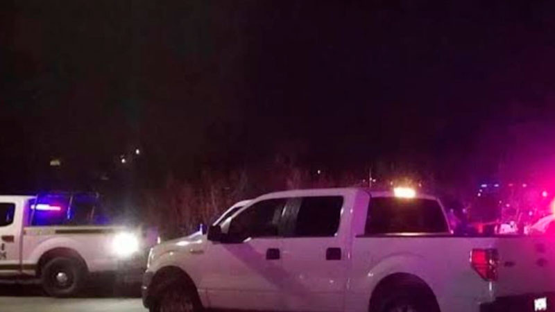 Hallan cadáver inhumado clandestinamente en Uruapan, Michoacán 