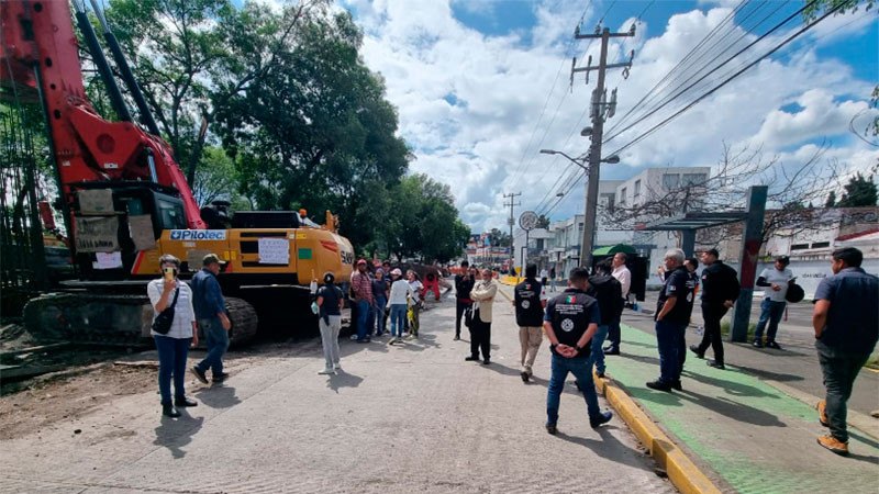 PC Estatal advierte riesgo por maquinaria pesada obstruida por manifestantes en Tres Puentes 