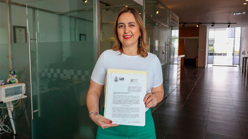 Ingresa PVEM iniciativa para reducir gradualmente el uso de la pirotecnia en Querétaro 
