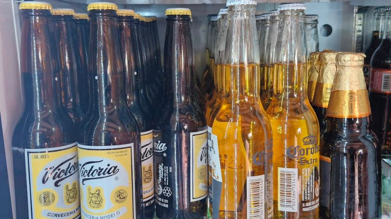 Amplían hasta el 31 de agosto plazo para refrendar licencias de alcohol en Querétaro 