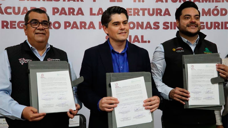 Ayuntamiento de Zitácuaro e IMSS-Bienestar acercan registro de salud a personas sin seguridad social 