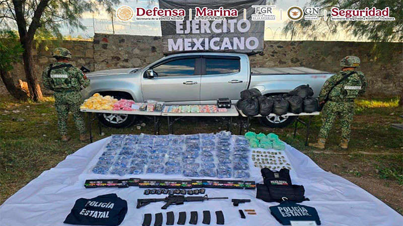 Aseguran estupefacientes, armas y más de 2 mdp durante operativo en Durango 