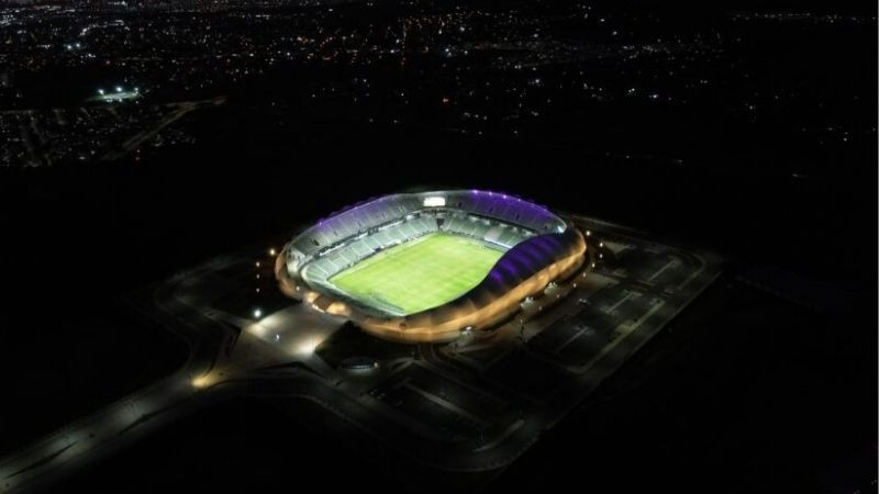 Falla eléctrica en el estadio retrasa partido entre Dorados y Atlético Morelia 
