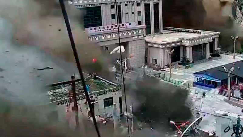 Muertos por inundaciones en Nepal ascienden a 669 con más de 3 mil desaparecidos 