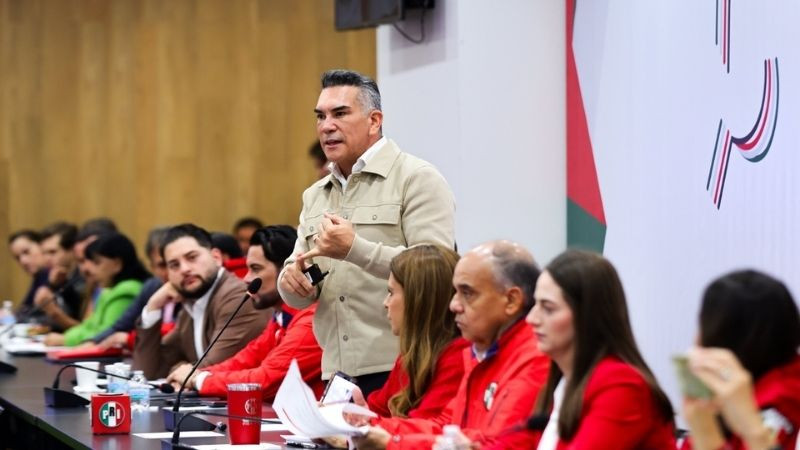 En unidad, la oposición ganaría a Morena 12 gubernaturas en 2027: Alejandro Moreno 