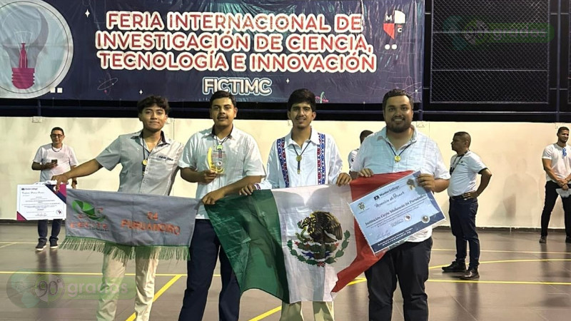 Estudiantes del Cecytem ganan primer lugar en feria internacional de ciencia en Colombia 