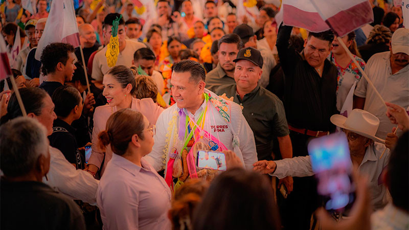 Torres Piña encarna en territorio los resultados del Plan Michoacán 