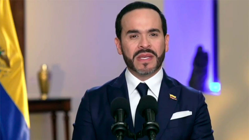 Presidente de Colombia ofrece disculpas por acto religioso durante su investidura 