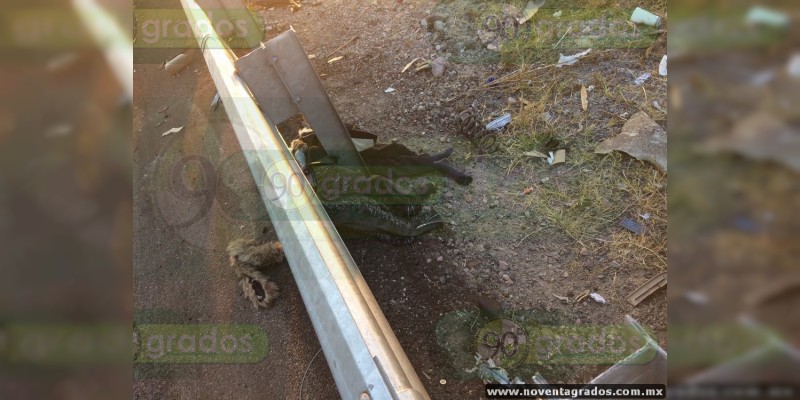 Múltiple choque en la autopista Pátzcuaro-Cuitzeo, deja cuatro adultos y un menor edad muertos - Foto 4 
