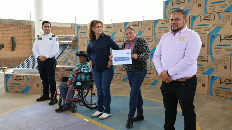 Gobierno de Morelia entrega apoyos sociales integrales 