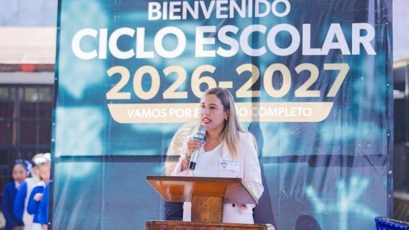 Dayana Pérez da inicio al Ciclo Escolar 2026-2027 en Salvador Escalante 