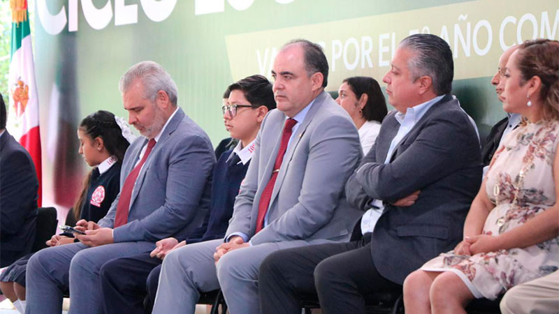 Cuatro ciclos escolares completos reflejan el compromiso con la educación: Baltazar Gaona 