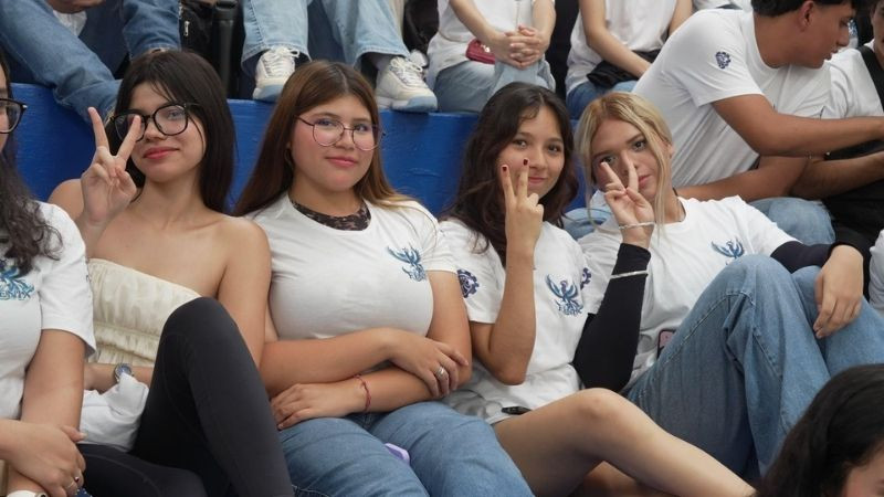 Michoacán alcanza cifra récord en educación superior con más de 144 mil estudiantes 