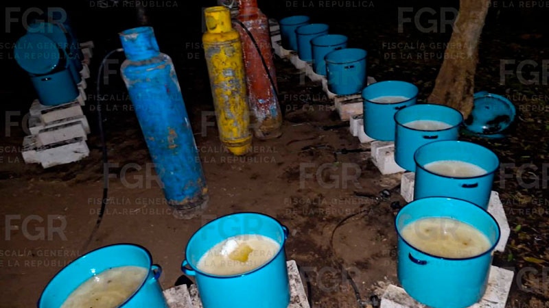 Localizan presunto laboratorio clandestino en Zitácuaro, Michoacán 