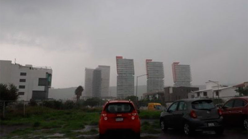 Querétaro, preparado para recibir tormenta “María”; alistan cierres preventivos en la Carretera 57  