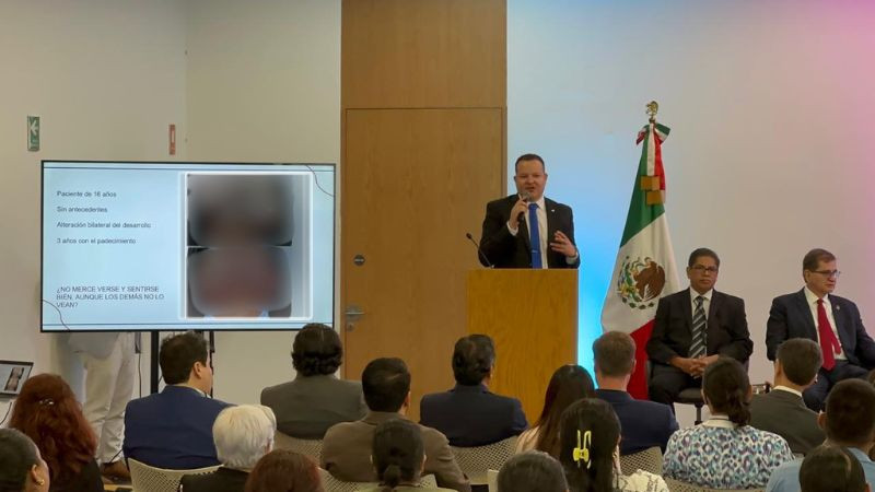 “No somos un negocio, somos médicos”: Cirujanos plásticos en Querétaro defienden la especialidad 