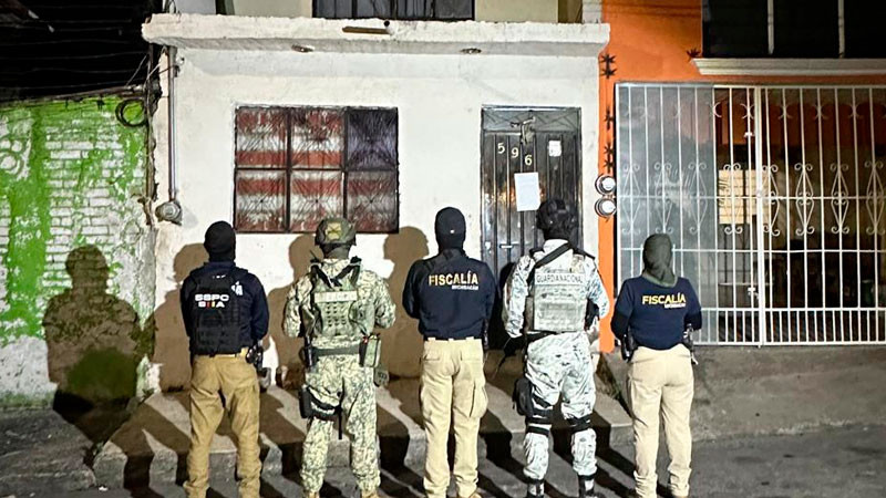 Tras cateo en Morelia, Michoacán aseguran 982 dosis de sustancias ilícitas 