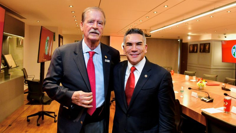 Alejandro Moreno y Vicente Fox se reúnen para analizar situación política de México 