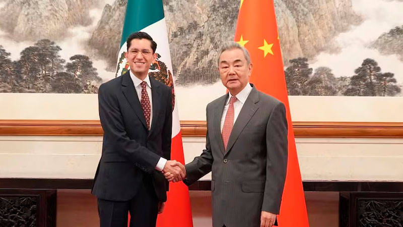 Canciller Velasco y ministro de Relaciones Exteriores de China se reúnen en Beijing 