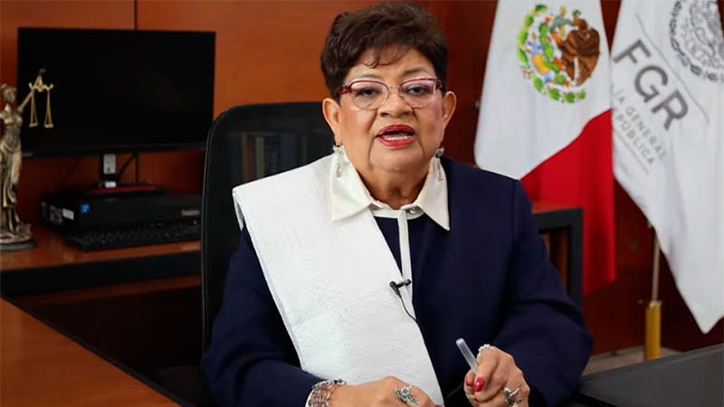Cateo a bodega ligada a exvicealmirante Roberto Farías revela documentos reservados y armas sin registro 