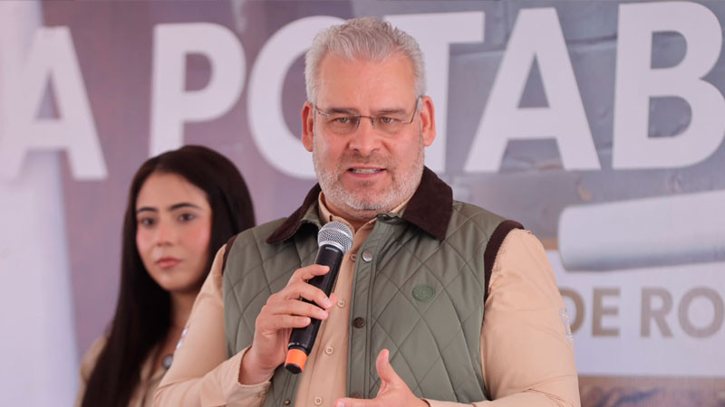 Con nueva línea de suministro, garantizará Bedolla agua a 9 mil habitantes de Ario de Rosales 