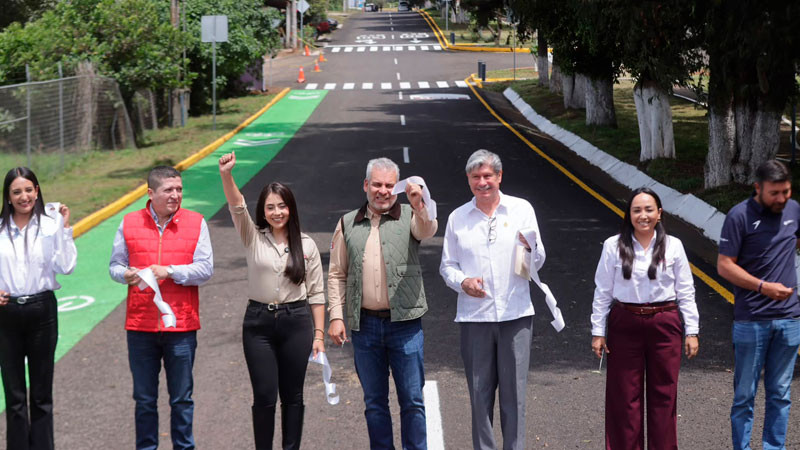 Beneficia Bedolla a 36 mil habitantes con rehabilitación de boulevard en Ario de Rosales 