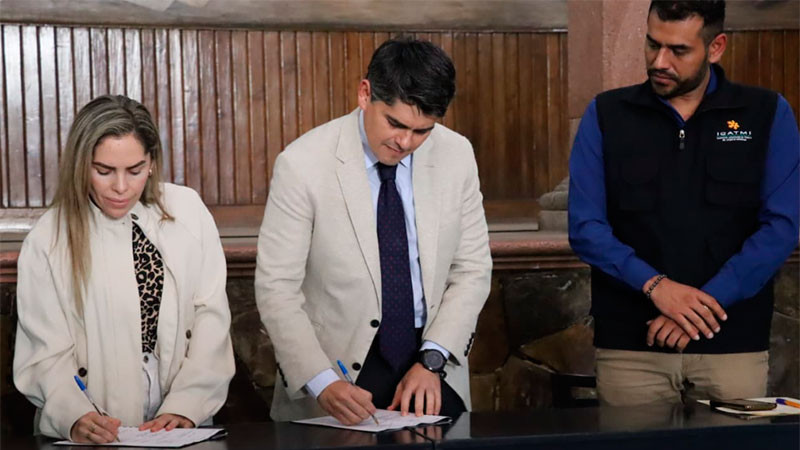 Ayuntamiento de Zitácuaro e ICATMI fortalecen capacitación para el trabajo 