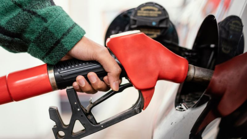 Sheinbaum descarta gasolinazos para 2027 