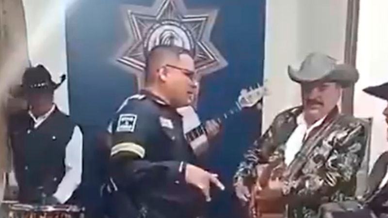 Captan presuntamente ebrio a mando policial del Edomex en su horario laboral 