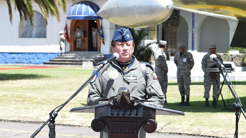 Noboa destituye a jefe de la Fuerza Aérea tras cuestionamientos a cooperación militar con EU 