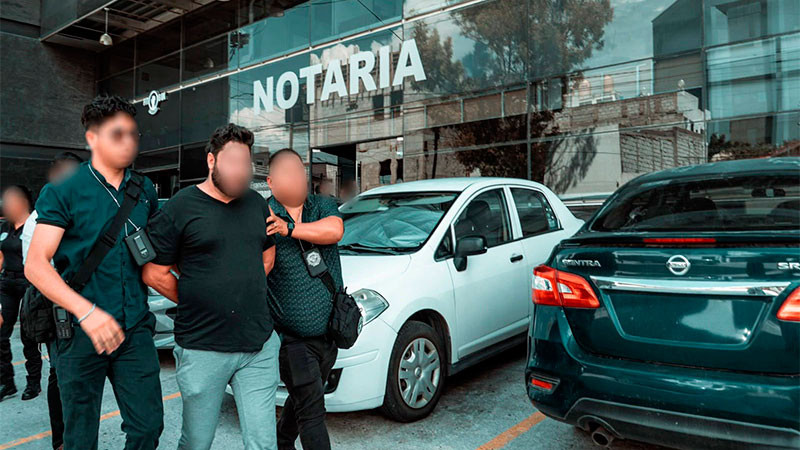 Detienen a cuatro personas en notaría de Querétaro al intentar realizar compraventa de inmueble con documentos presuntamente apócrifos 
