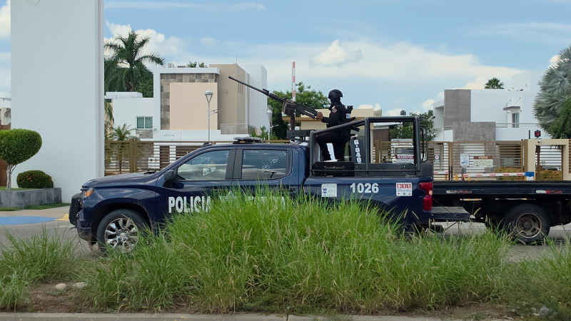 Armas, vehículos robados y misterio a metros del poder: Operativo sacude fraccionamiento donde reside Rocha Moya 
