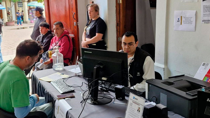 Continúa SAT con despliegue de Oficina Móvil; visitará 11 estados 