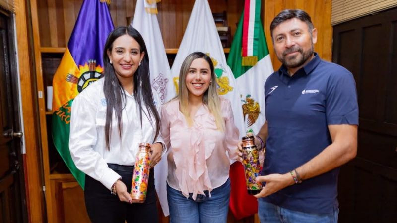 Dayana Pérez Mendoza gestiona soluciones para fortalecer el abasto de agua en Salvador Escalante 