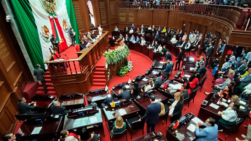Critica Ana Vanessa Caratachea rezago legislativo 