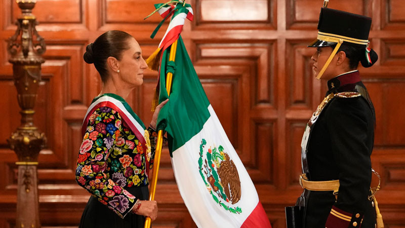 "México nunca será colonia ni protectorado de nadie": Sheinbaum al encabezar desfile del 16 de Septiembre 