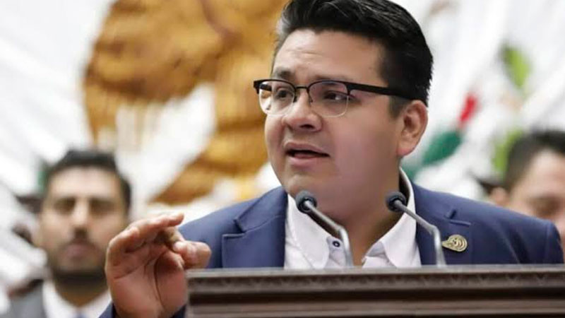 Culpar al pasado ya es una excusa, afirma Toño Carreño durante el Quinto Informe 