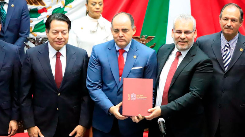 Recibe Congreso del Estado de Michoacán el Quinto Informe de Gobierno del Titular del Ejecutivo 