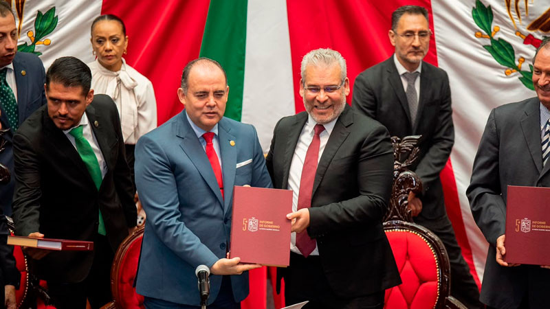 Presenta Bedolla su 5° Informe: destaca 31 mil mdp invertidos en más de 4 mil obras en Michoacán 
