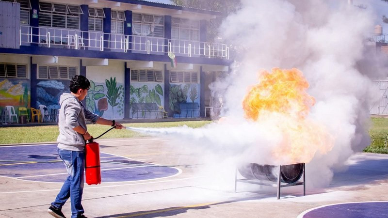 UMSNH se activa en la Jornada Nacional de Protección Civil; promueven cultura de la prevención 