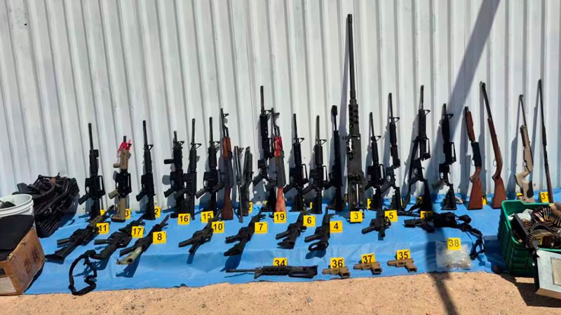 Tras enfrentamiento liberan a 3 personas secuestradas y detienen a 7 sospechosos, en Sonora; decomisan arsenal de alto poder