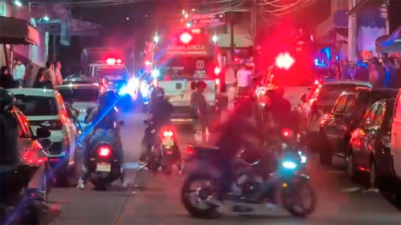 Privan de la vida a un automovilista frente al mercado de La Charanda en Uruapan, Michoacán  