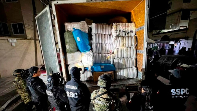 Decomisan 13 toneladas de tabaco ilegal en CDMX; implementan cateos en 6 inmuebles 