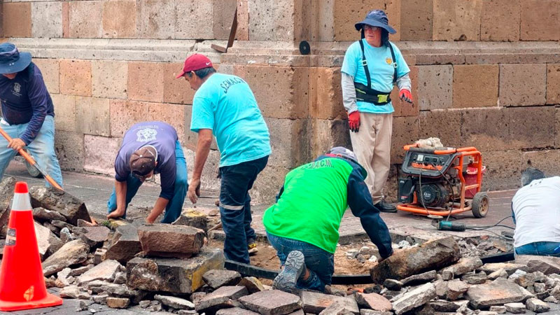 Gobierno de Morelia fortalece mantenimiento de espacios peatonales en el Centro Histórico 