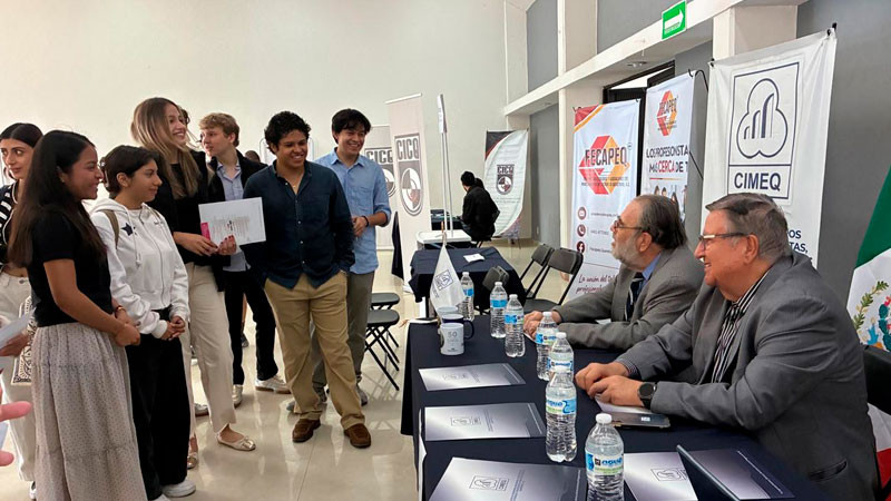 Profesionista ofrecen servicios gratuitos y a bajo costo 