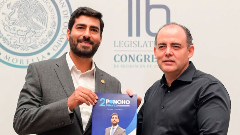 Poncho Chávez entrega Segundo Informe de Actividades Legislativas ante la Mesa Directiva del Congreso 